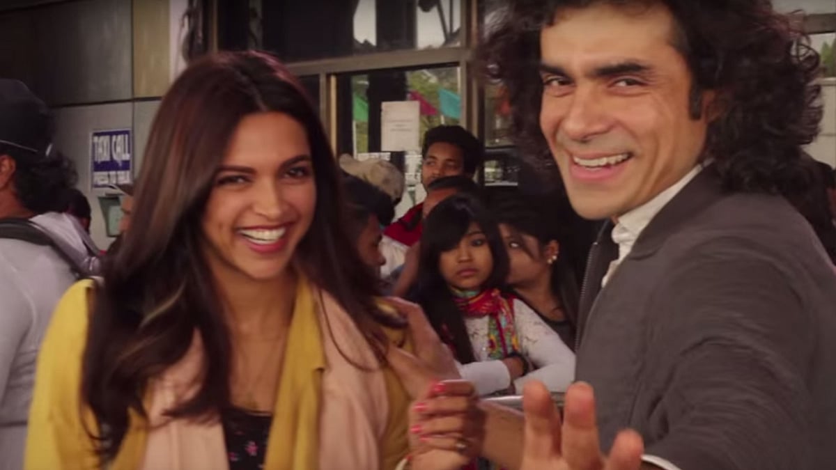 Deepika Padukone with Imtiaz Ali during the making of song<i> Heer Toh Badi Sad Hai</i>