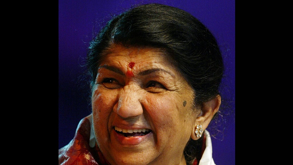 Lata Mangeshkar thanks her fans for their good wishes on her birthday. (Photo: Reuters)