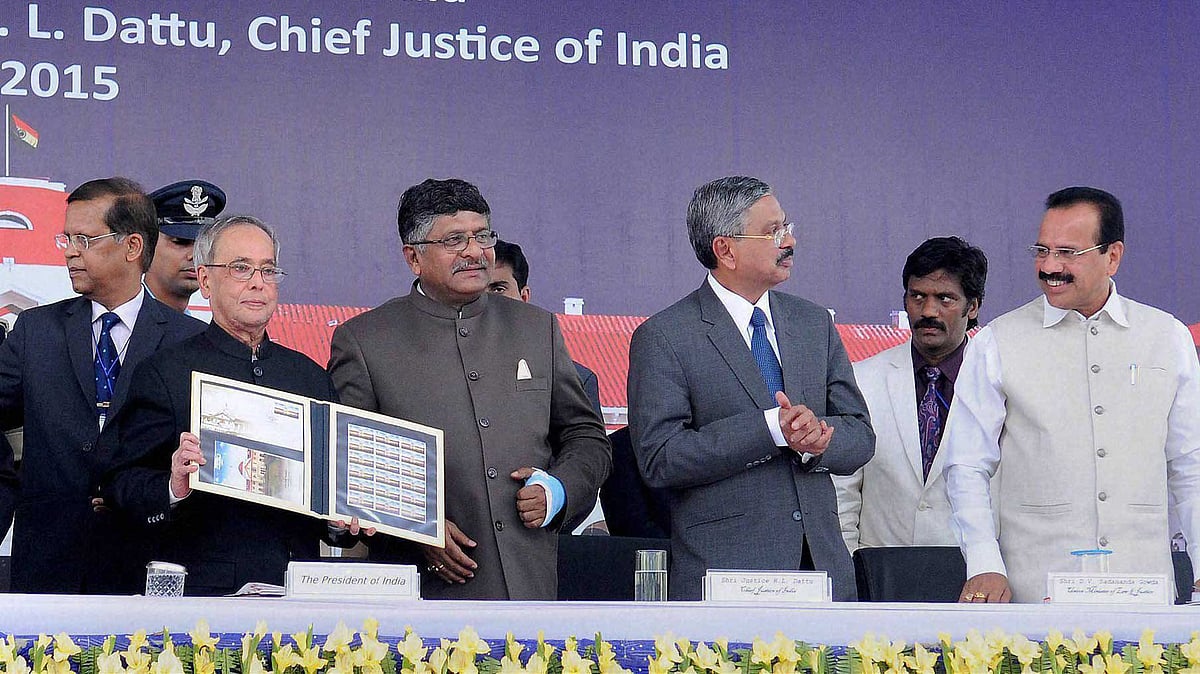 In the picture (left to right) President Pranab Mukherjee, Union Minister Ravi Shankar Prasad, Chief Justice of India HL Dattu and Law Minister Sadananda Gowda (Photo: PTI)