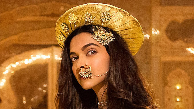 The golden girl: Deepika Padukone (Photo: <a href="https://www.facebook.com/bajiraomastani?fref=ts">Bajirao Mastani/facebook</a>)