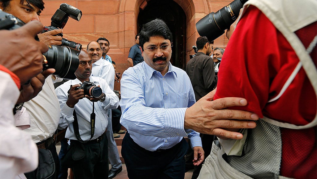Dayanidhi Maran (C), a leader of Dravida Munnetra Kazhagam (DMK) party, walks after attending a parliament session in New Delhi. (Photo: Reuters)