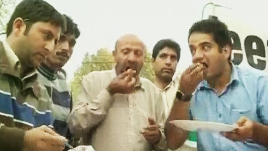 Independent MLA Sheikh Abdul Rashid threw a beef party in MLA hostel in&nbsp;Srinagar. (Photo: ANI screengrab)