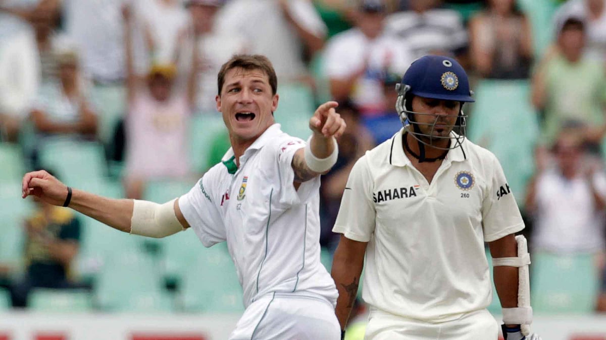 Dale Steyn and Murali Vijay were the two stand-out performers on day 1 in Mohali, thanks to their “test cricket ways”. (Photo: Reuters)