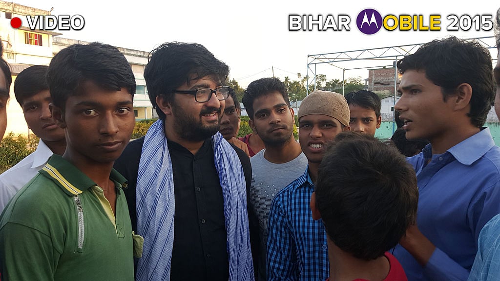 The students of Insaan Degree College have just the right mix of idealism and realism to vote intelligently. (Photo: <b>The Quint</b>)