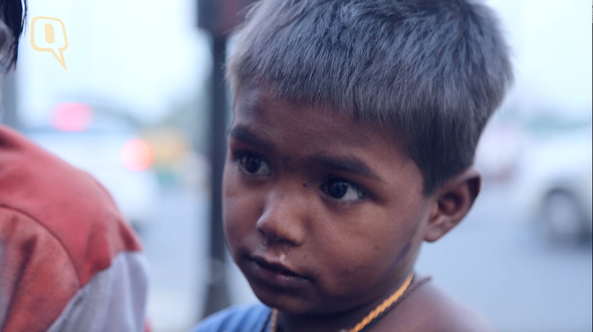 A Street Kid’s Diwali. (Photo : Siddharth Safaya/The Quint)