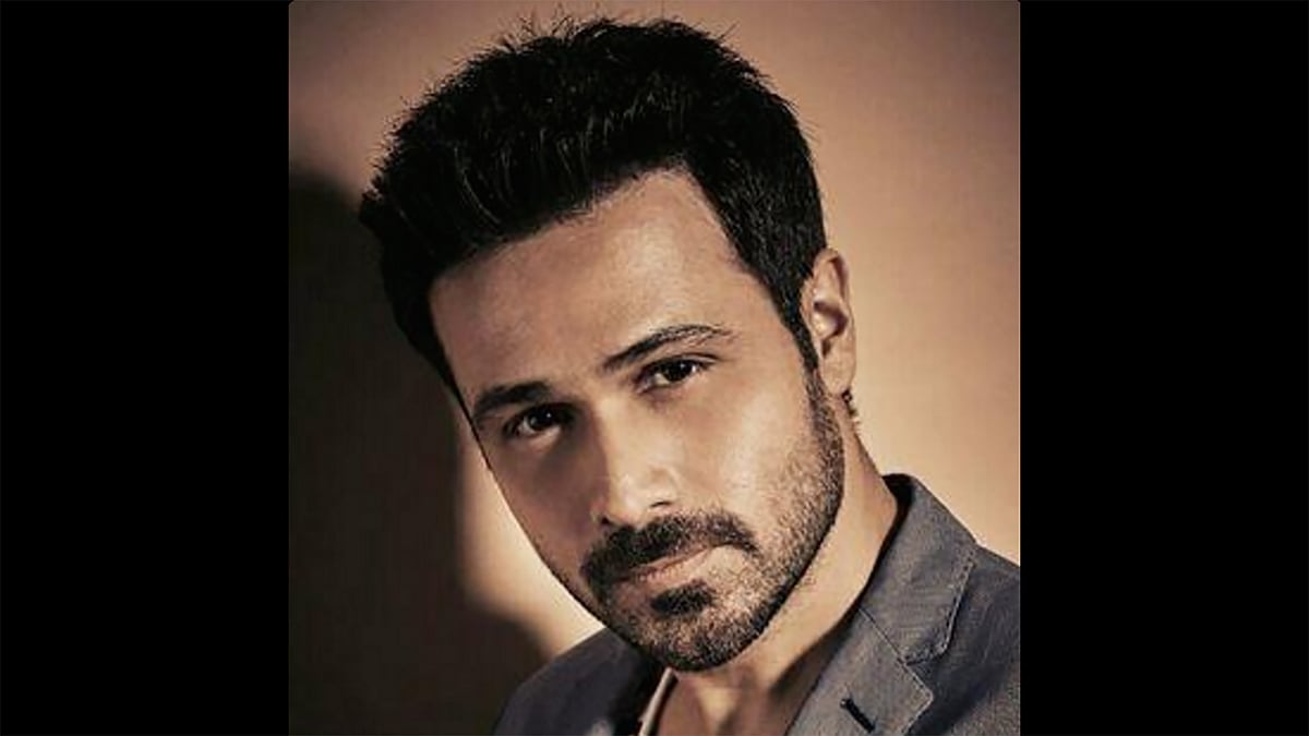  Emraan Hashmi gets social.&nbsp;