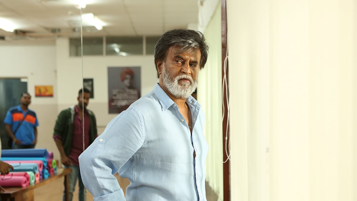 Rajinikanth on the sets of<i> Kabali </i>(Photo: Twitter/<a href="https://twitter.com/uktamilbo/status/665247813626896385">@uktamilbo</a>)