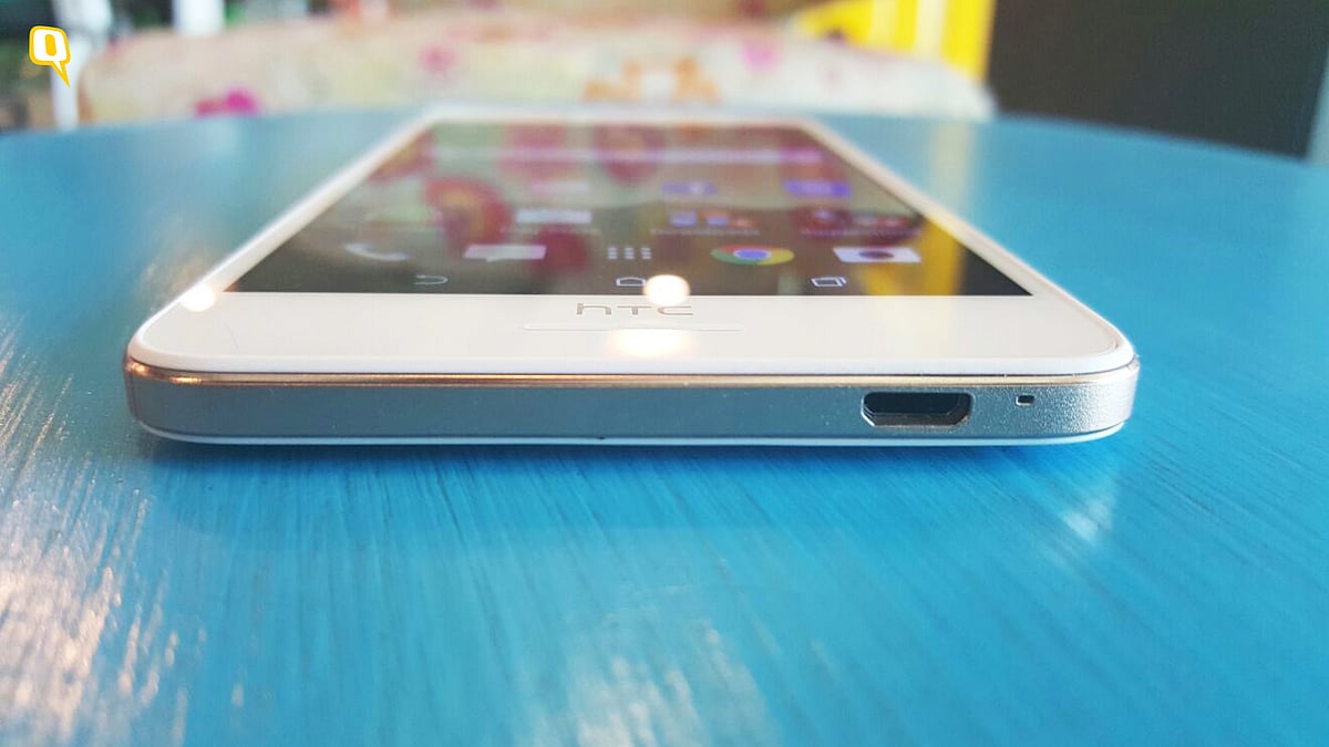 HTC Desire 728G (Photo: <b>The Quint</b>)