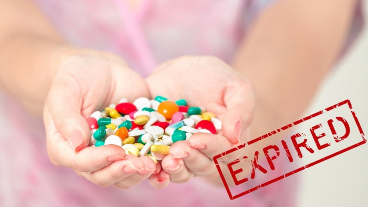 Prescription pills can remain sufficiently potent past their expiry date but you can’t mindlessly pop in any pill. Scroll down to know what’s safe and what’s not (Photo: iStock)