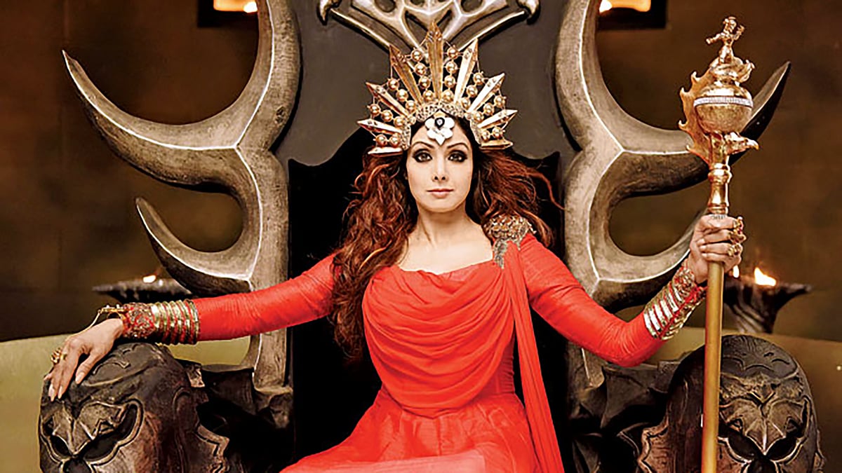 Sridevi owes money to <i>Puli</i> producers?