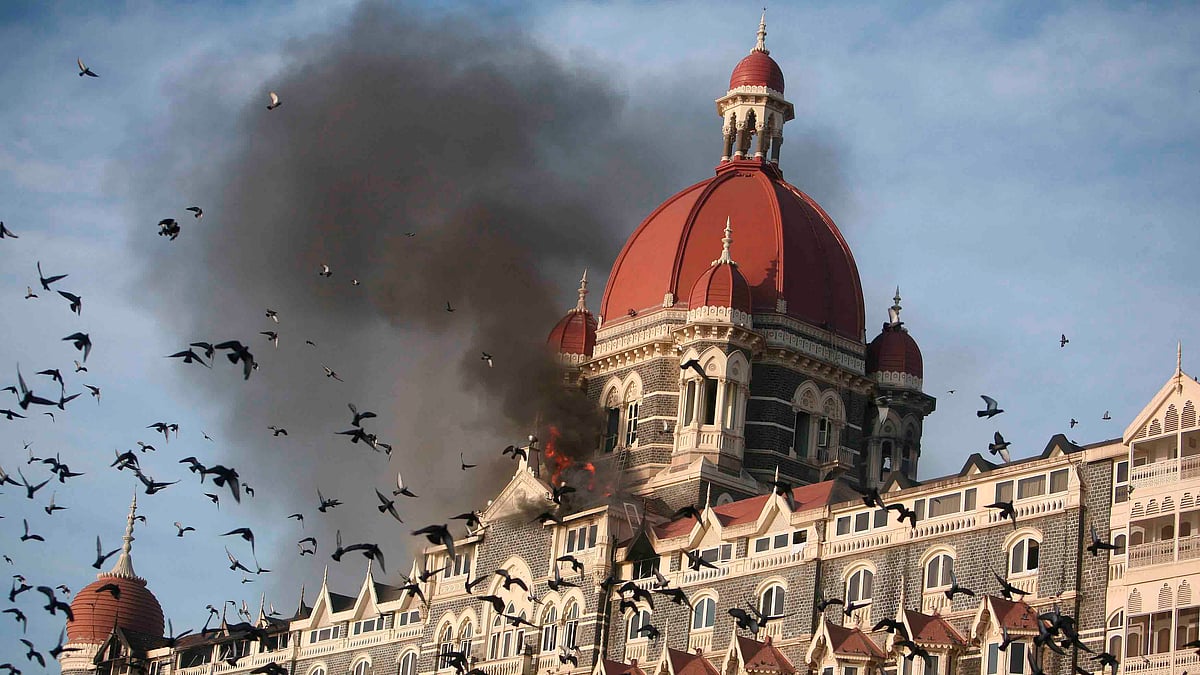 Taj Hotel on fire during Mumbai terror attacks (Photo: Reuters)