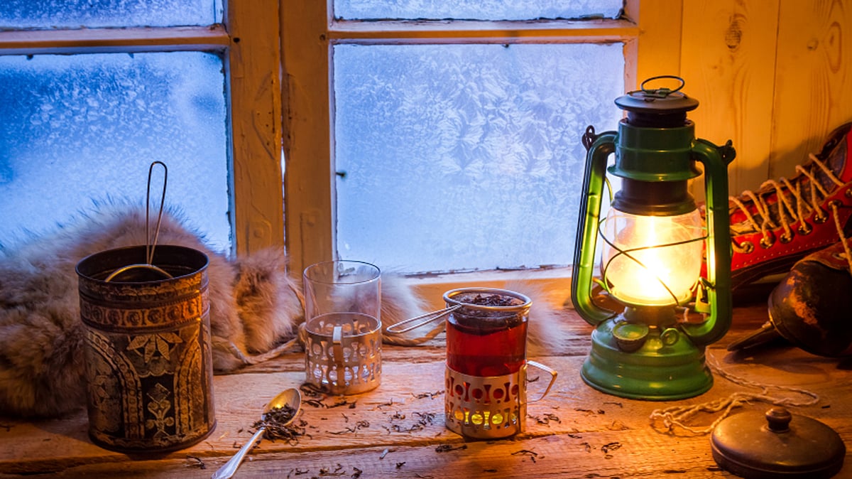 Beautiful locales around the world are opening their doors to paid tea tours. (Photo: iStock)