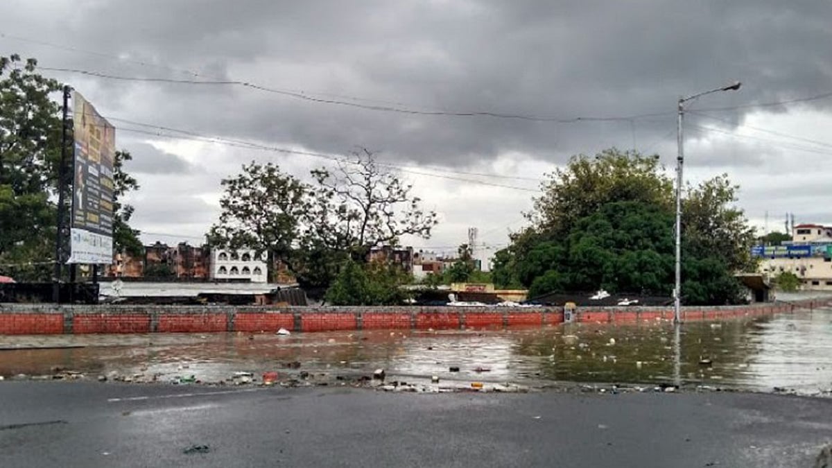 The Chennai rains have hugely devastated lives and livelihoods. (Photo Courtesy: The News Minute)