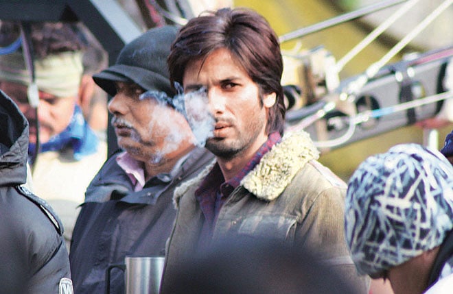 Shahid Kapoor on sets of <i>Haider</i> 