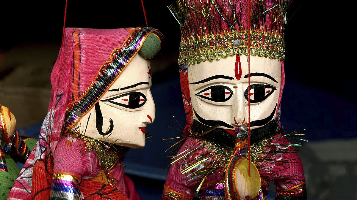 Indian puppets or <i>kathputlis </i>depict the tale of a husband and a wife (Photo: iStockphoto)