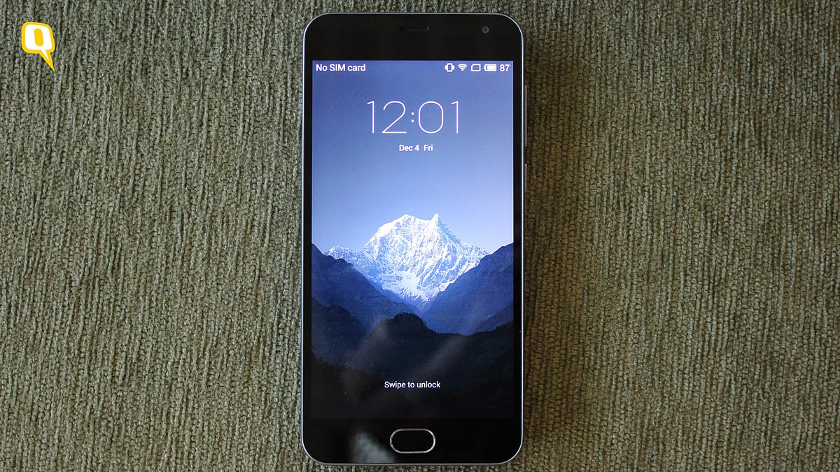 Meizu M2 feels light in your hands, and takes on the competition with its nifty features. (Photo: <b>The Quint</b>)