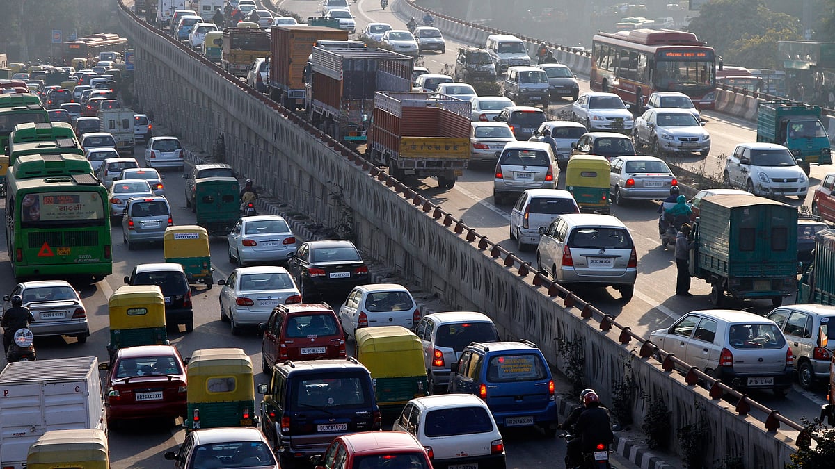 The government will soon come out with a separate policy for cab and bus aggregators which will enable more taxis and buses on the roads. (Photo: Reuters)