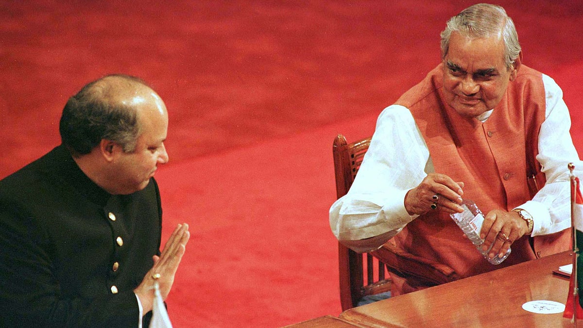 Former PM  Atal Bihari Vajpayee offering water to Nawaz Sharif, Prime Minister of Pakistan at the opening ceremony of SAARC summit on 29 July 1998.