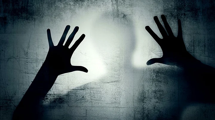 story-hero-img