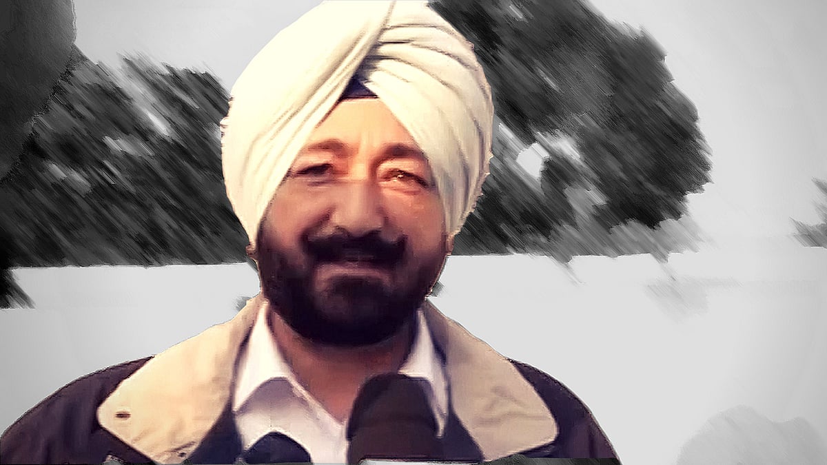Gurdaspur SP Salwinder Singh. (Photo: ANI screengrab/ Altered by <b>The Quint</b>)