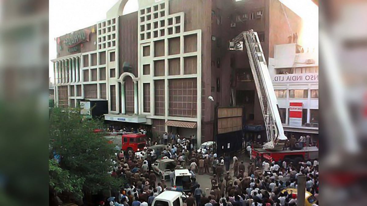 The melee around Uphaar Cinema. (Photo: Reuters)