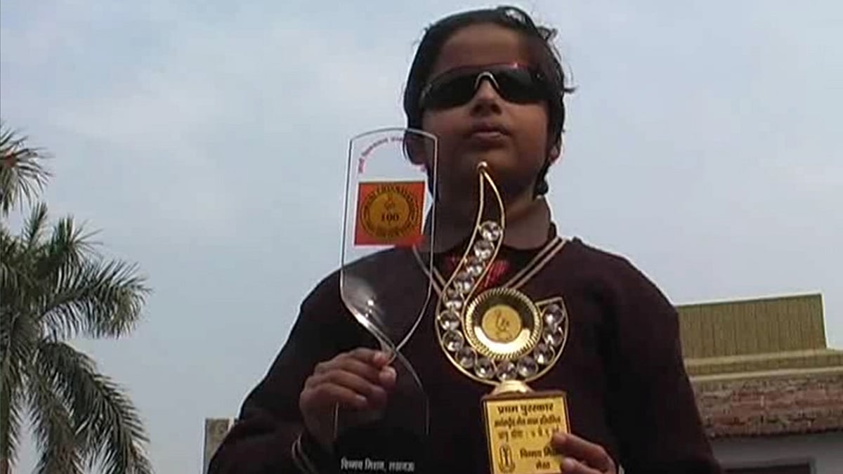 Seven-year-old Rida Zehra from Meerut can recite the Bhagwad Gita by heart. (Photo: <b>The Quint</b>)