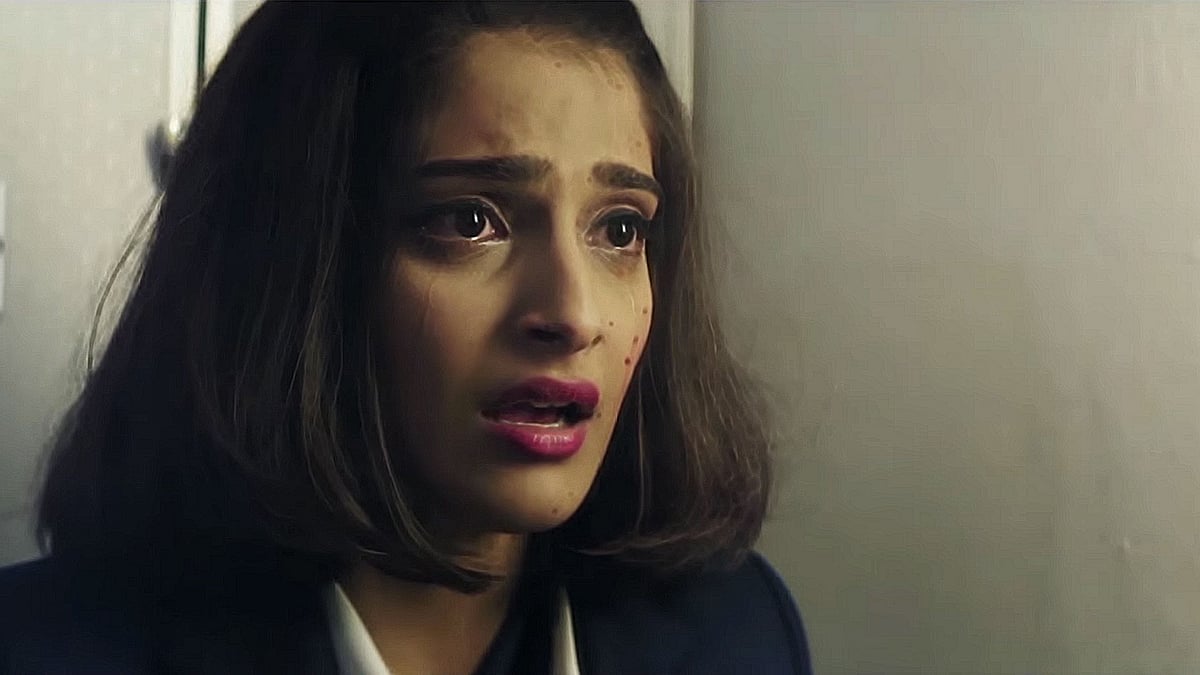 Sonam Kapoor as the bold and brave <i>Neerja.</i> (Photo: <i>Neerja</i> film poster)
