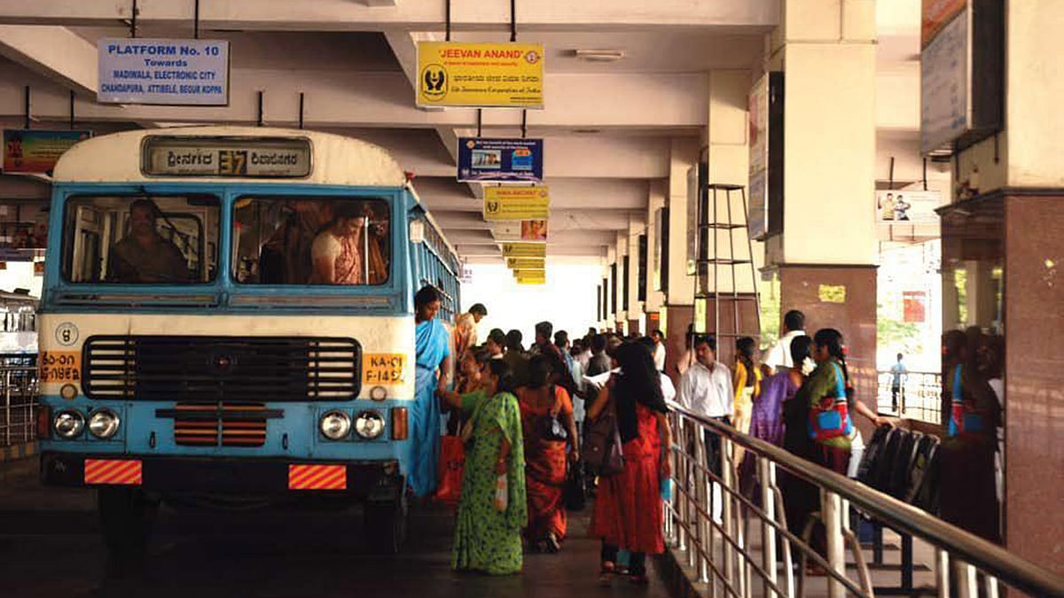 A BMTC/KSRTC bus. Photo used for representation. (Photo: BMTC/KSRTC’s <a href="https://www.facebook.com/BANG.BANGALOREANS/photos/a.265733113531585.49703.207325742705656/287847094653520/?type=3&theater">Facebook</a> Page)