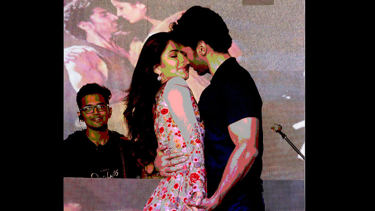 Aditya Roy Kapur and Katrina promote <i>Fitoor</i> (Photo: Yogen Shah)