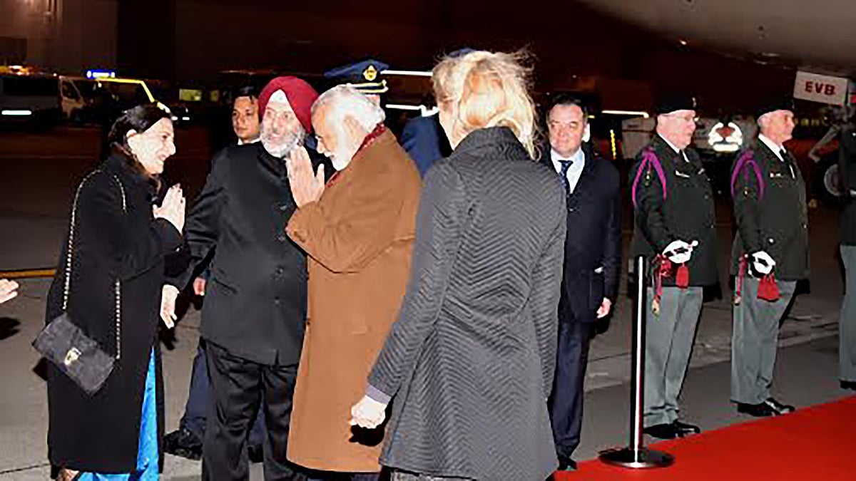 Prime Minister Narendra Modi at the Brussels Military airport. (Photo Courtesy: <a href="https://twitter.com/PIB_India/status/715054329904963585">Twitter</a>/PIB)