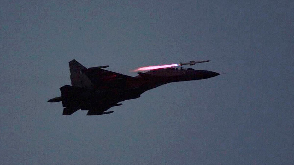 File image of the Sukhoi 30 (Photo: PTI)