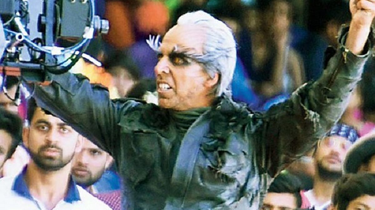 Akshay Kumar on the sets of <i>Robot 2.0</i> (Photo: Twitter/BOCapsule)