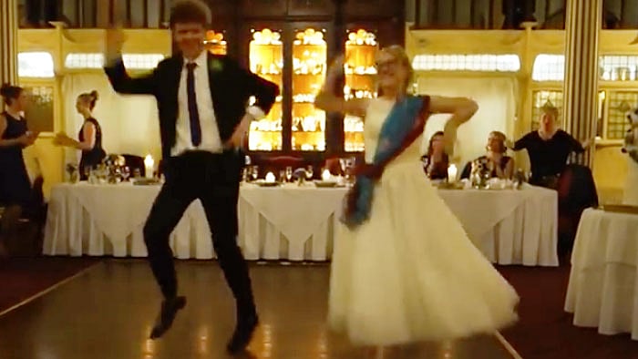 British couple, David and Carol, dancing to the tunes of London Thumakda. (Photo: Facebook video grab)