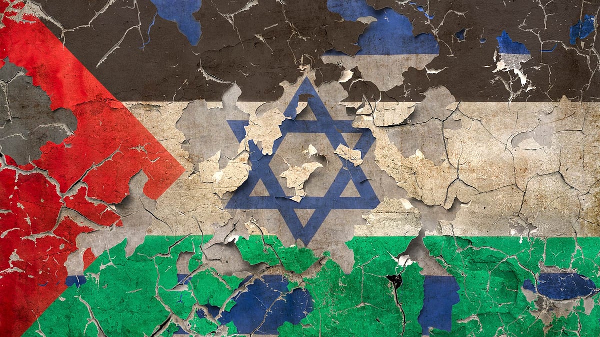 Days after forming of its new government, Israel launched air strikes in the Gaza Strip on Wednesday, 16 June – a month after it’s ravaging 11-day <a href="https://www.thequint.com/news/world/israeli-airstrikes-kill-palestinians-death-toll-rises">war</a> on Gaza – in response to incendiary balloons mounted from the Palestinian region.