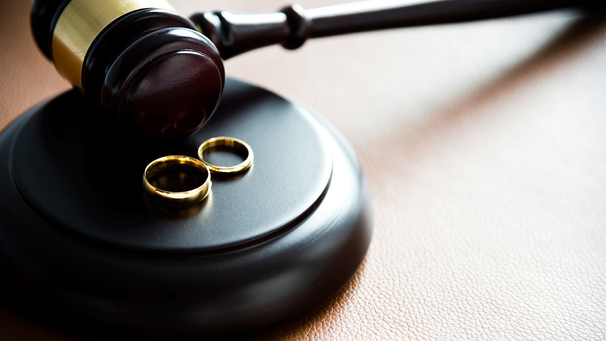 Many financially independent women, who routinely foot family bills, are seen to smirk at the concept of alimony as a perpetuation of gender stereotypes.&nbsp;(Photo: iStock)