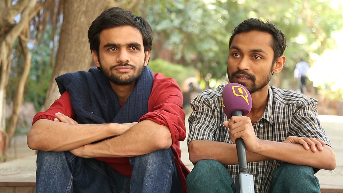 <b>The Quint</b> caught up with Umar Khalid and Anirban Bhattacharya at the JNU campus. (Photo: <b>The Quint)</b>