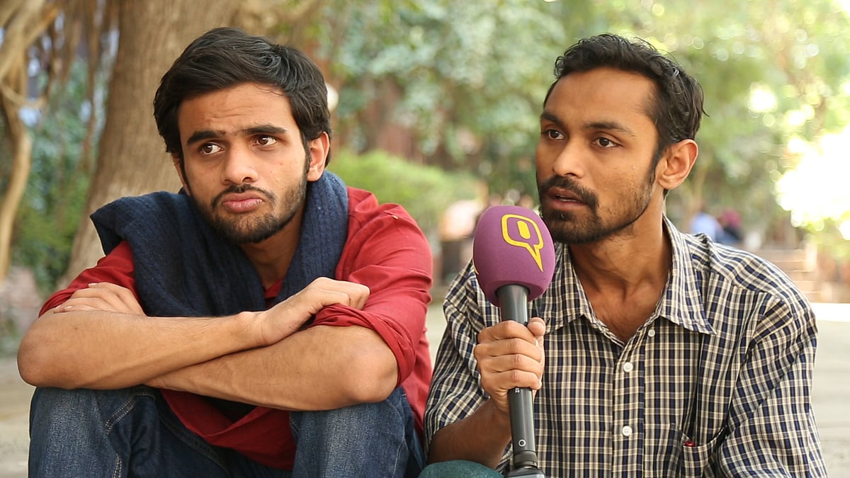 <b>The Quint </b>caught up with Umar Khalid and Anirban Bhattacharya at the JNU campus. (Photo: <b>The Quint</b>)