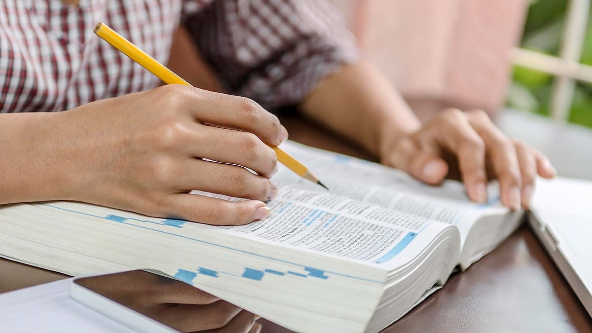 The JEE (Main) 2019 Examination will be held between 7 and 20 April 2019.