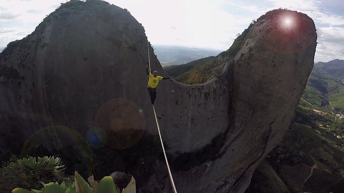Highliner balances himself 500 metres above ground. (Photo: AP screengrab)