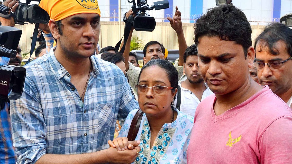 File photo of Pratyusha’s mother (centre) Shoma Banerjee.  (Photo: Yogen Shah)