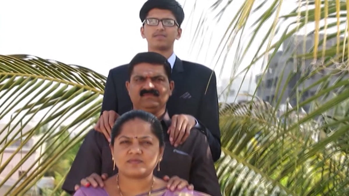 Standing 6 feet 7 inches tall, India’s tallest teenager Yashwant Raut is aiming to become the world’s tallest man. (Photo: AP/Caters News Screengrab)