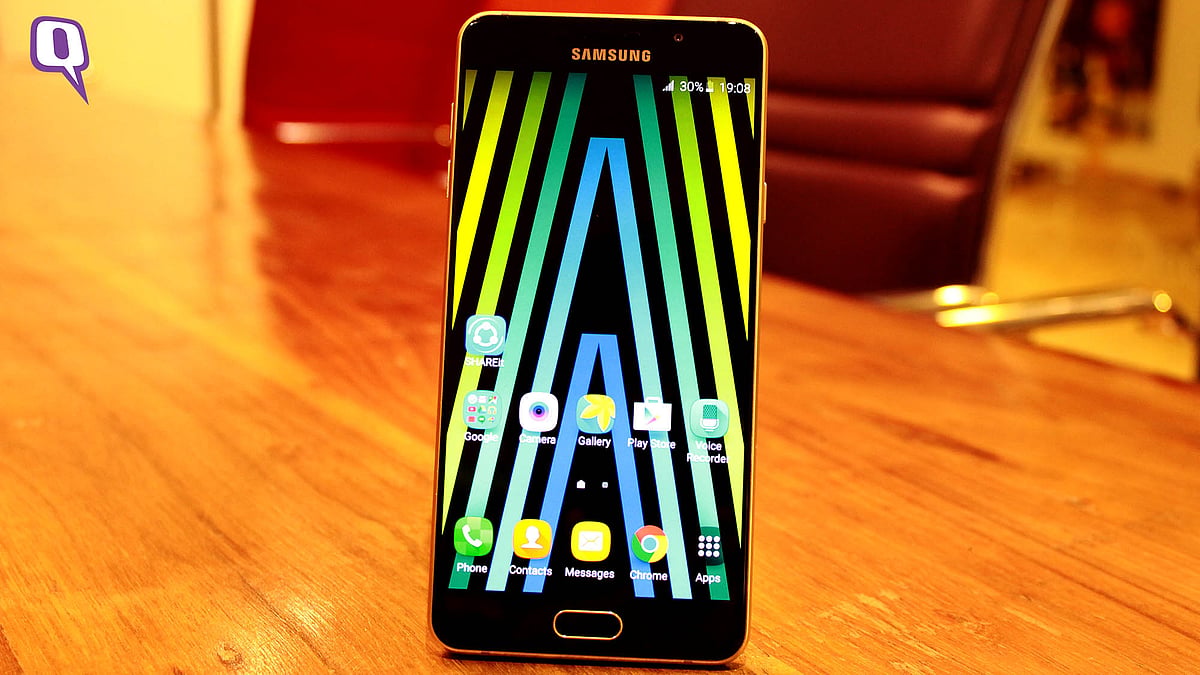 Samsung Galaxy A7 (2016). (Photo: The Quint)