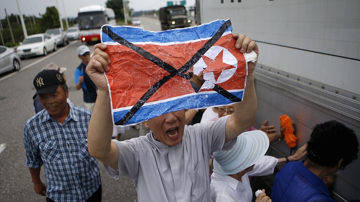 There have been occasional reports of lower-level North Korean soldiers defecting but it is unusual for a Colonel to flee to the South. (Photo: Reuters)