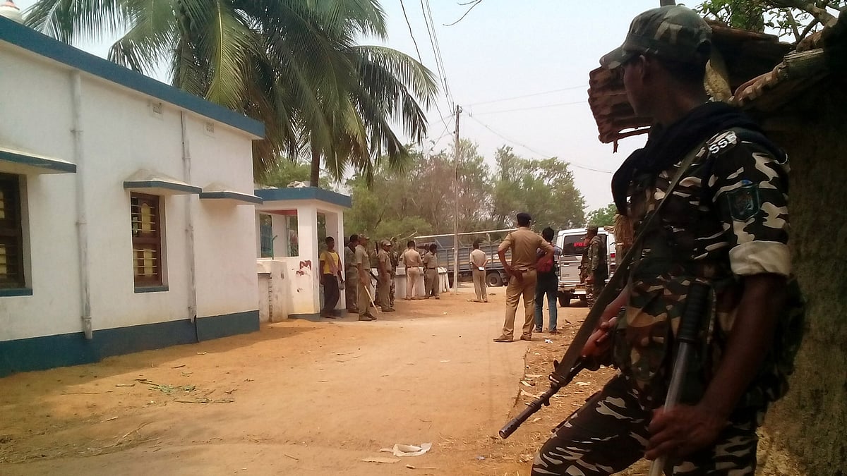 A soldier stands guard at Labhpur of West Bengal’s Birbhum district where around six people were injured when activists of Trinamool Congress and the CPI-M, carrying sharp and blunt weapons clashed with each other on April 5, 2016. (Photo: IANS)