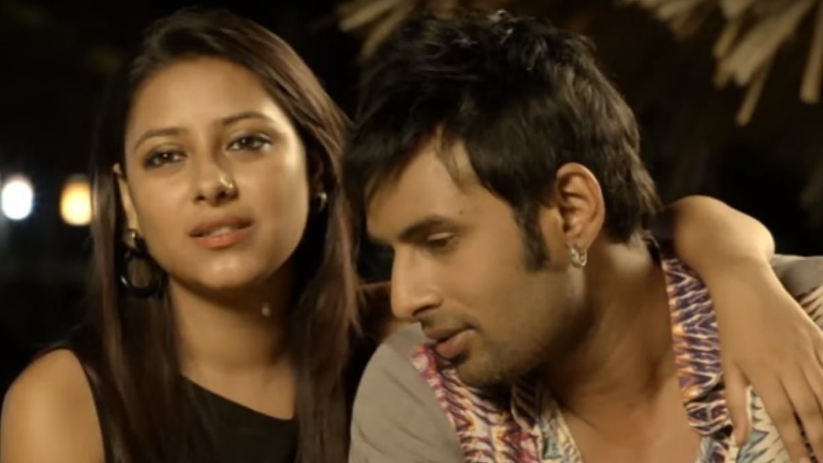 Pratyusha and Rahul in the Power Couple reality show. (Photo Courtesy: <a href="https://www.youtube.com/watch?v=JV63kz-PhSc">YouTube/SETIndia</a>)