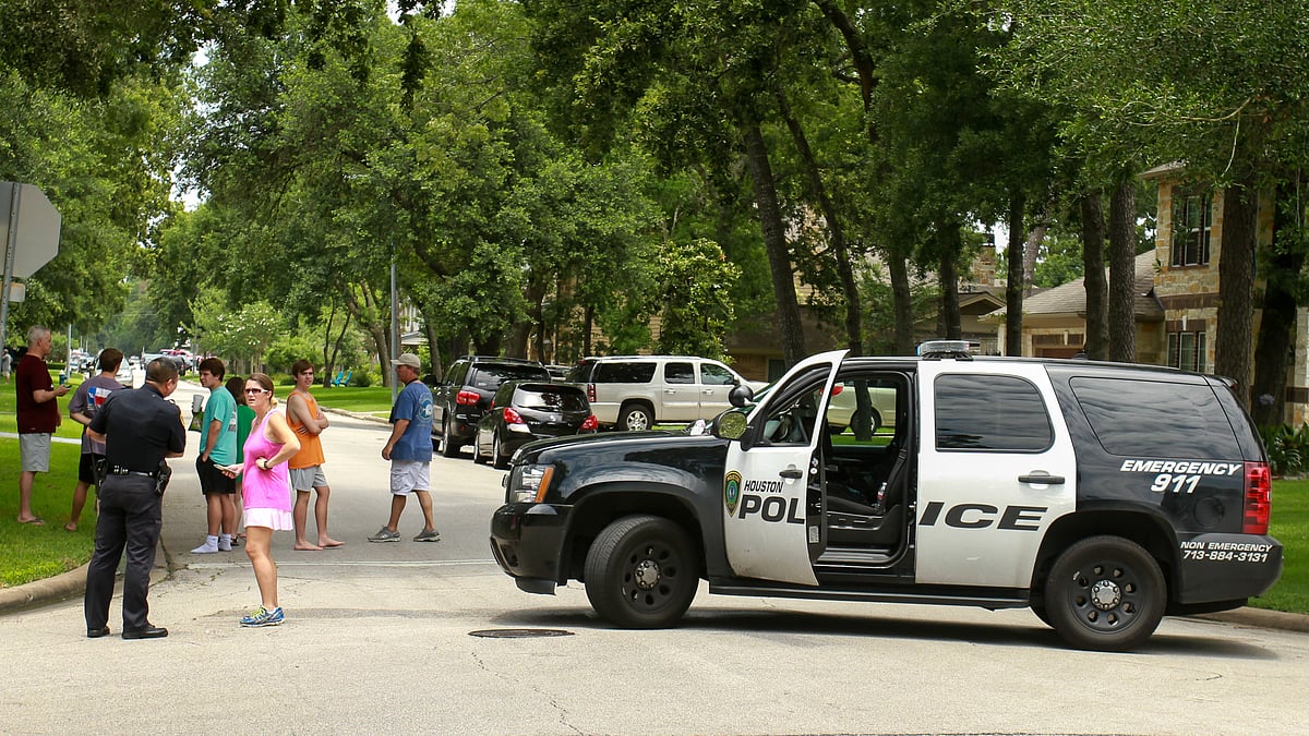 Police block an  intersection as they respond to the shooting. (Photo: AP)