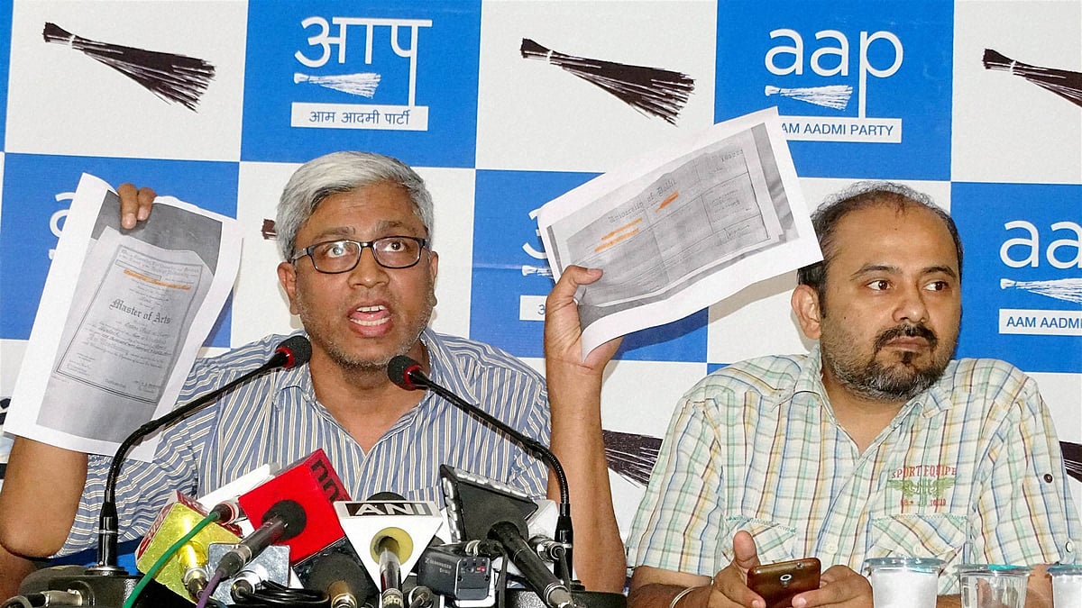 AAP leaders Ashutosh and Dilip Pandey addressing a press conference on Prime Minister Narendra Modi’s degrees in New Delhi on Monday.(Photo: PTI)