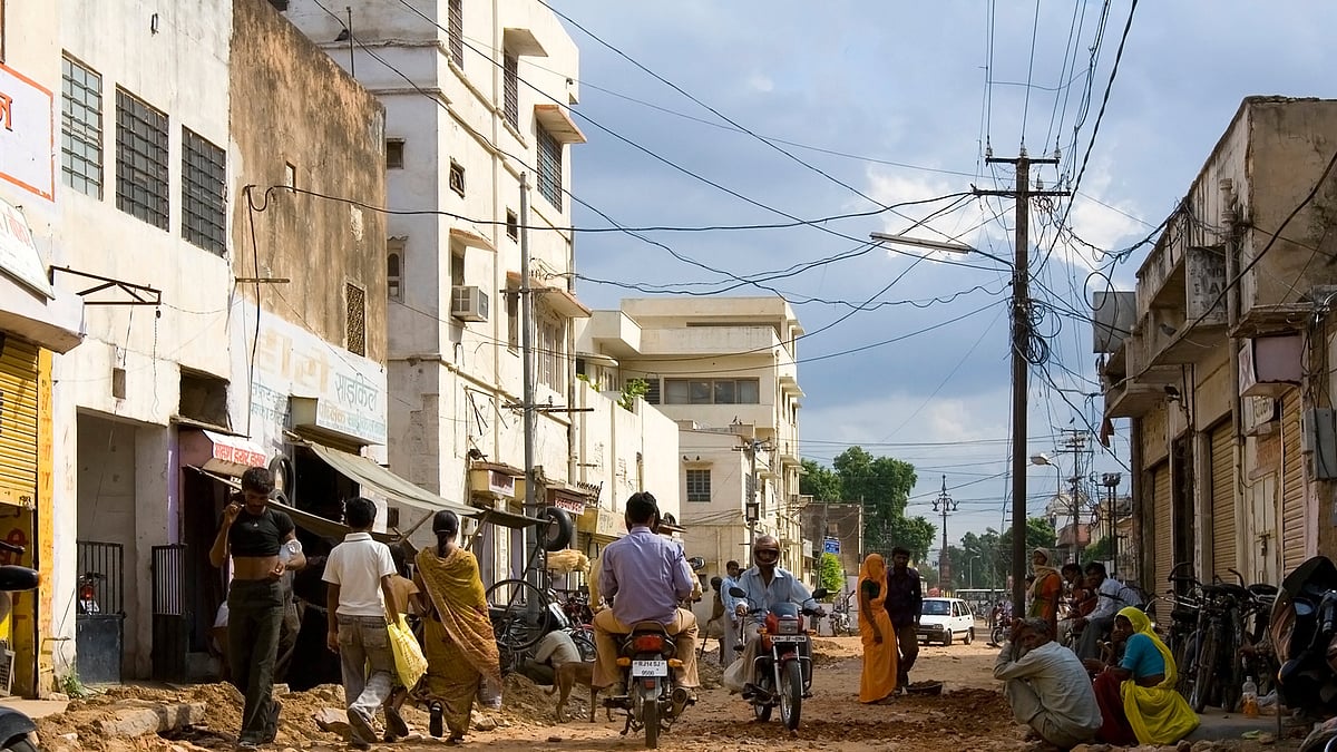 Compared to the NDA’s ‘record’ of electrifying 7,108 villages in FY16, the UPA electrified 28,706 villages in FY07. (Photo: iStockphoto)