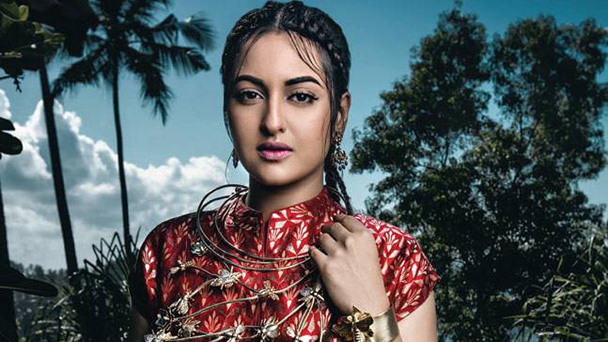 Sonakshi Sinha in Harper’s Bazaar Bride India May 2016 issue. (Photo courtesy: <a href="https://www.facebook.com/HarpersBazaarBrideIndia/?fref=ts">Facebook/Harper’sBazaarBrideIndia</a>)