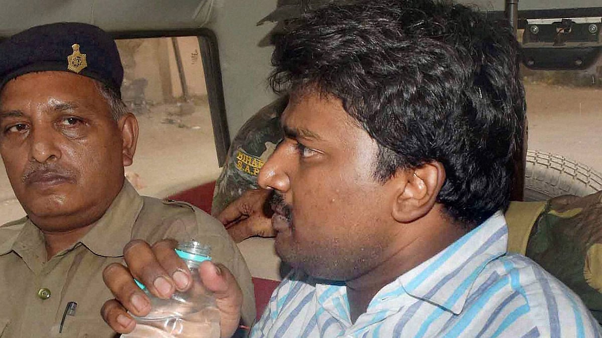 JD(U) MLC Manorama Devi’s son Rocky Yadav, arrested for killing teenage boy Aditya Sachdeva in a road-rage, is taken to the court in Gaya on Tuesday. (Photo: PTI)